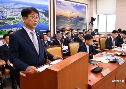 국토장관 "재개발·재건축·1기 신도시 재정비로 주택 충분히 공급"