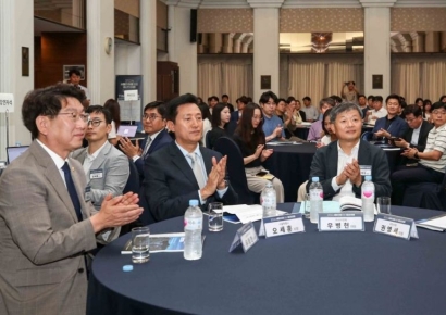 [포토] 서울의 미래 포럼 참석한 권영세 의원-오세훈 시장-우형찬 부의장