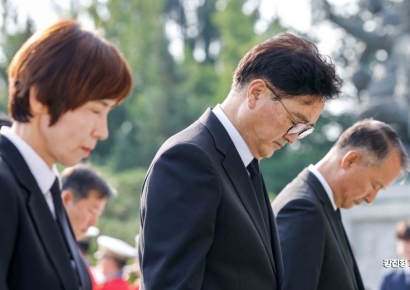 [포토] 현충원 참배 나선 우원식 국회의장