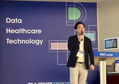 '웨어러블' 통해 진화하는 디지털헬스케어…달라야 살아남는다