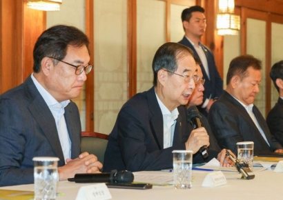 당정, 영세음식점 '배달비 지원' 검토…소상공인 전기료 지원 확대