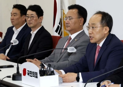 [포토] 與 추경호 "野, 13번 탄핵 중독…이재명 구하기 멈춰야"