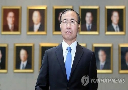 검사 선배들도 뿔났다…검찰동우회 "검사 탄핵 위법…파렴치한 검찰말살"