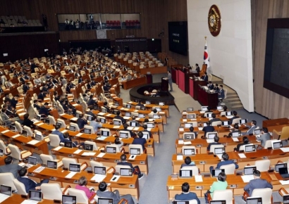 대통령실 "민주당, 폭력적 입법쿠데타 중단해야…탄핵 남발 유감"
