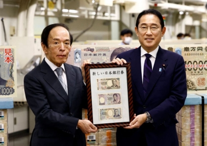 "불륜남 지폐로 축의금 안돼"…한국서 욕먹던 1만엔 주인공, 일본서도 굴욕