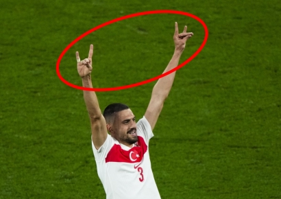 "참 나쁜 손가락"…튀르키예 골 세리머니에 독일 발끈