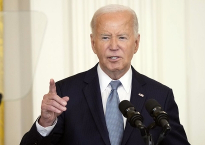 美 민주당 하원의원 "바이든·트럼프 둘 다 인지력 검사 받아야"