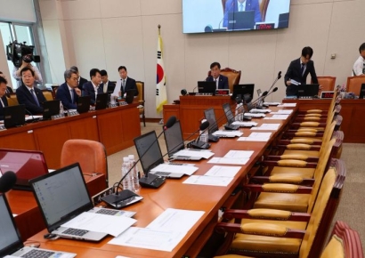 부동산 법안 쏟아내는 여야…"'보여주기식' 안 돼"