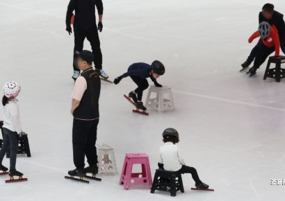 [이미지 다이어리] 아이스링크의 조력사