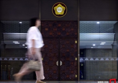 [포토] 국회 개원식 이어 교섭단체 대표연설도 연기