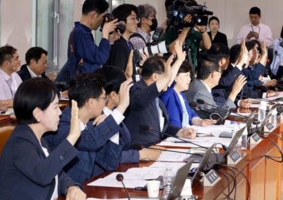 尹 탄핵 청문회 D-7…野 악수냐, 묘수냐