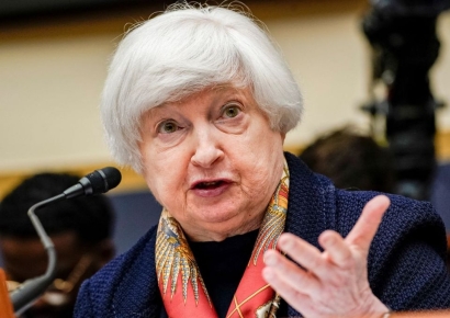 옐런 “바이든, 회의서 매우 유능해”…고령 논란 일축