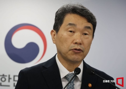 [포토] 이주호 부총리, 의대 학사 탄력 운영 가이드라인 발표