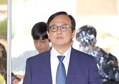 ‘삼성전자 기밀 빼내 특허소송’ 안승호 前 부사장, 첫 재판서 혐의 부인