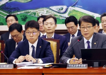 박상우 장관 "차에 페달 블랙박스 달겠다…의무화는 다른 차원"