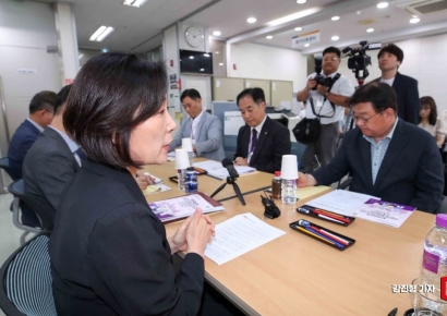 [포토] 모두발언하는 오영주 중소벤처기업부 장관