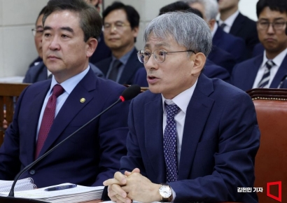 또다시 5·18민주화운동 ‘망언’…진실화해위원장 “北 개입 확인 안 돼”[2024 국감]