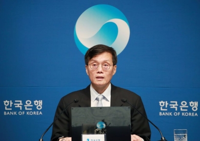 금리인하 깜빡이 켠 한은 총재 "적정 시점에 인하 고려"(종합2보)