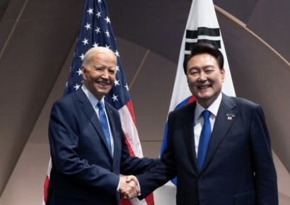 [속보]尹대통령, 美 워싱턴D.C. 나토 정상회의 마치고 귀국길