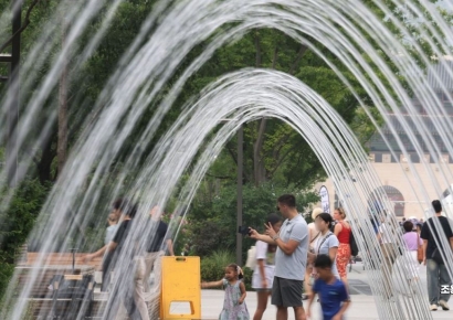 [포토] '찰칵' 더워도 셀카