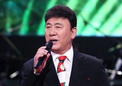 '봉선화 연정' 가수 현철 별세…향년 82세