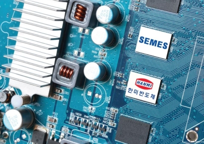 'HBM 경쟁 이면엔 그들만의 전쟁'…TC본더 장비업체 대결