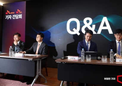 [포토] 질의 응답 준비하는 SK이노베이션, SK E&S 대표들