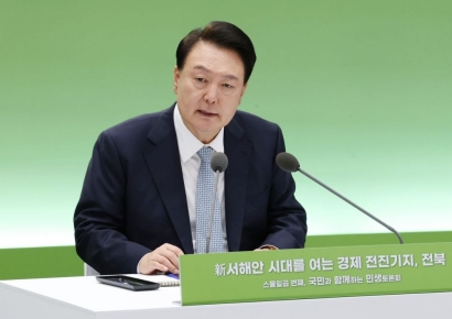 비밀특사 보내 '설득 또 설득'…체코 원전 쾌거 뒤 尹 있었다