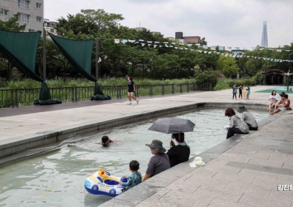 [포토] '성내천 물놀이장 개장'