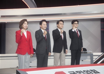 국민의힘 전대 모바일 투표율 40.47%…작년보다 7.04%p 낮아