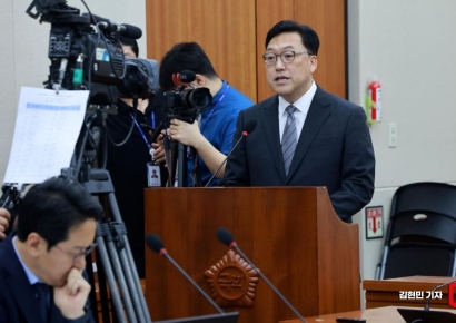 [포토] 김병환 "PF·가계부채 등 금융시장 안정 최우선"