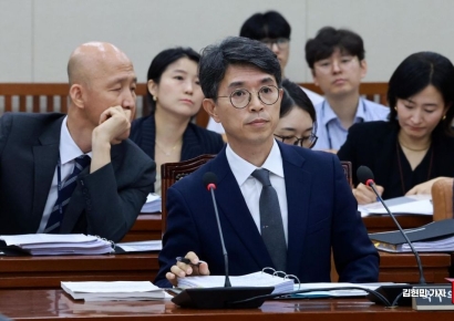 [포토] 환경장관 후보자, 논문 표절 의혹에 "허물로 생각, 진심으로 송구"