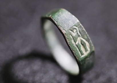 채석장서 주운 녹슨 나사…알고보니 1800년 전 유물반지