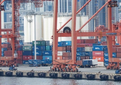 올해 1~10월 반도체·자동차 수출 역대 최대…산업부 "통상환경 급변에 대비해야"