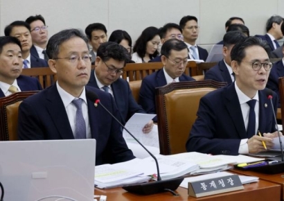 [포토] 국세청장 "노태우 비자금, 과세할 내용이면 당연히 할 것"