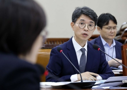 [포토] 김완섭, 처가 회사 ‘이해 충돌’ 논란에 “관여했으면 책임지겠다”