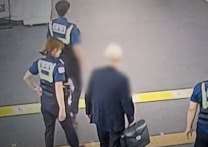 "나 고향갈래" 기차 탄 치매노인…출발 1분전 경찰이 찾아
