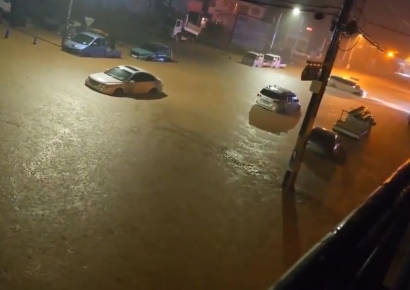 집중호우에 침수 차량 벌써 3500건…"내년 車 보험료 오르나"