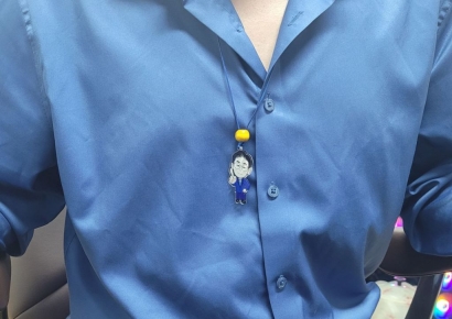 지지 영상 수백 개 만들고 거액 들여 책 구입[정치팬덤]②