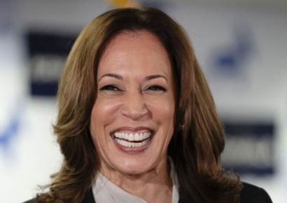 美 민주 지도부도 해리스 지지…"해리스, 트럼프에 2%P 차로 승리"