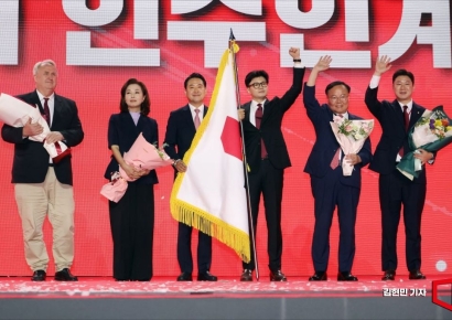 한동훈 "장동혁 당선 축하…상식과 민심에 맞게 당 이끌어달라"