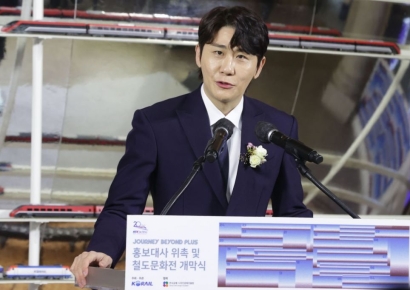 "저는 돈 달라고 하지 않아요"…가수 영탁도 당했다