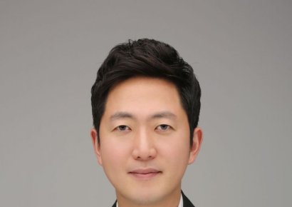 하이브 CEO "내부 문서, 내용 부적절했다…고개 숙여 사죄"