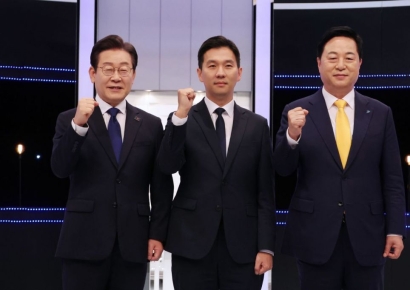 이재명 "금투세 한도 조정하자"…'세금' 공방 벌어진 민주당 대표 후보 토론회