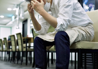 "근태도 안좋은 알바, 5만원 어치 음식 몰래 싸가네요"