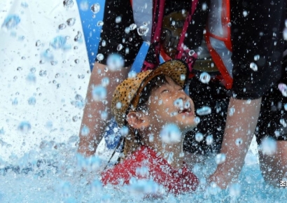 [포토] 짜릿한 더위 탈출