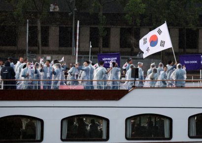 개회식서 한국을 '북한'이라 잘못 소개…체육회 긴급회의 [파리올림픽]
