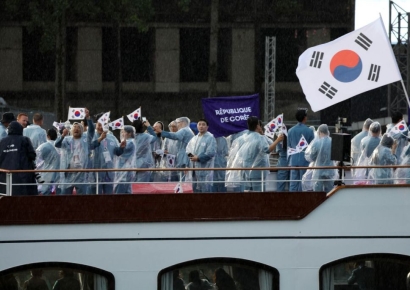 바흐 IOC위원장, 尹에 전화 "변명의 여지 없는 일…깊은 사과"[파리올림픽] 