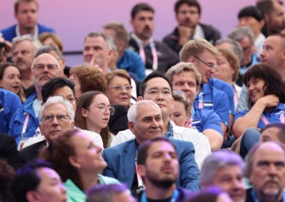 12년만에 올림픽 현장 찾은 이재용…오상욱 그랜드슬램 직관했다