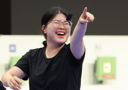 오예진 ‘사격 첫 금메달 명중’…김예지 은메달[파리올림픽]